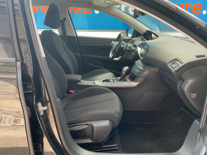 Peugeot 308 1.5 Blue-HDi Active Business 2019 – снимка 16