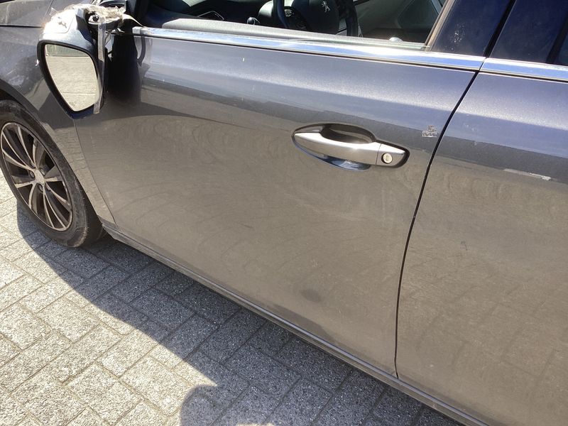 Peugeot 308 1.6 e-HDi Active 2014 – снимка 50