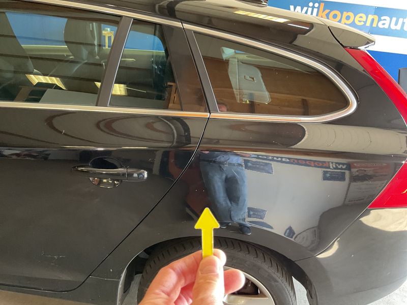 Volvo V60 2.4 D6 Plug-in Hybrid Momentum AWD 2015 – снимка 23