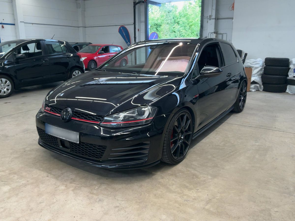 Volkswagen Golf 2014