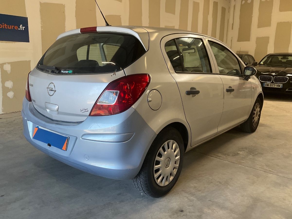 Opel Corsa 1.2 Color