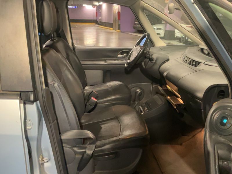 Renault Grand Espace 3.0 dCi Espace Privilege — zdjęcie 11