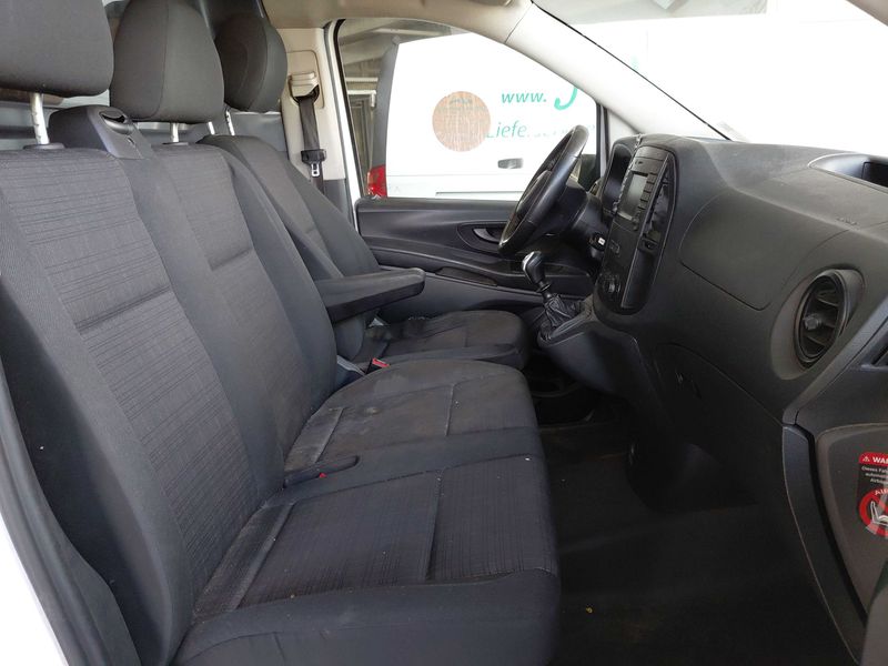 Mercedes-Benz Vito 111 CDI Lang — zdjęcie 9