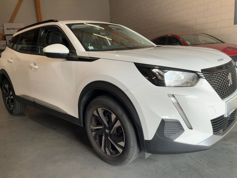 Peugeot 2008 1.2 PureTech Allure — zdjęcie 8