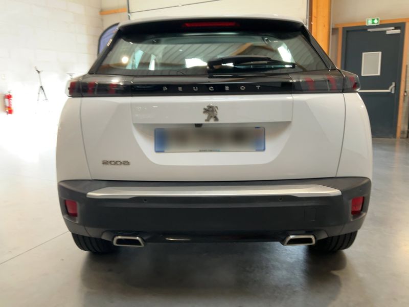 Peugeot 2008 1.2 PureTech Allure — zdjęcie 5