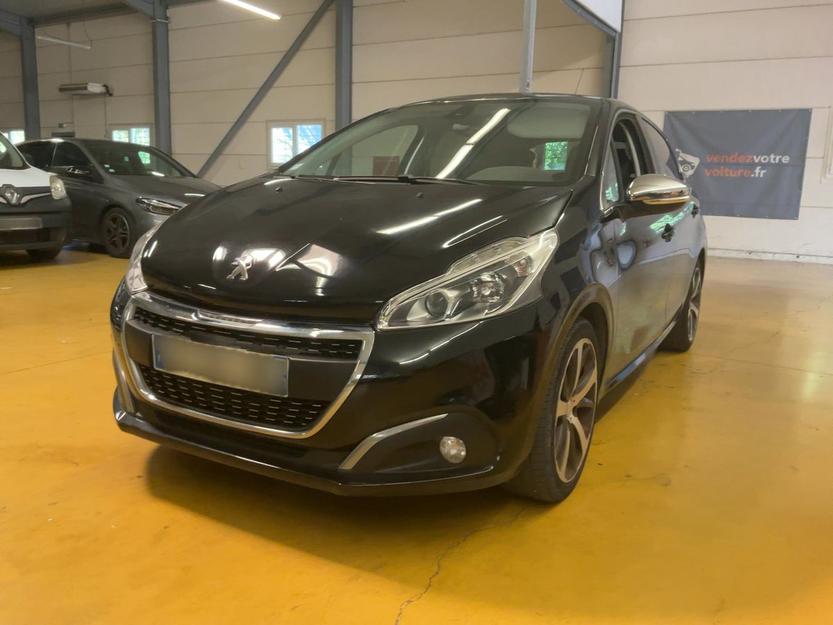 Peugeot 208 2017 — photo 1