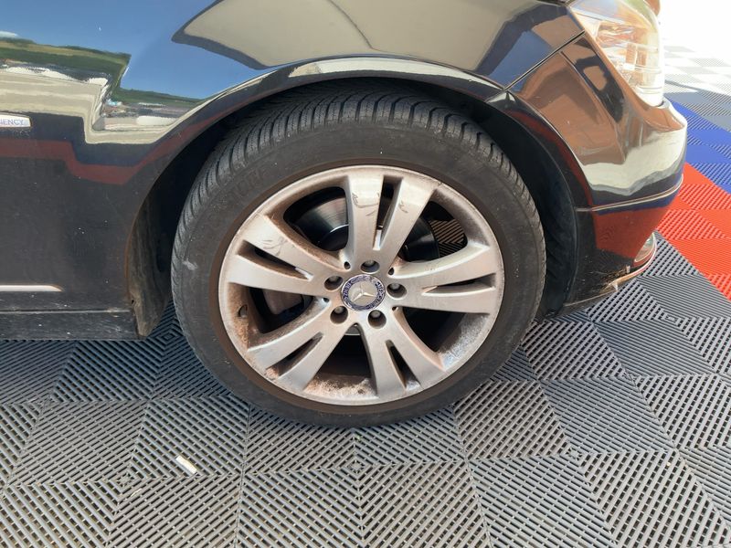 Mercedes-Benz C-Klasse C 220 CDI BlueEfficiency Avantgarde 2009 – снимка 11