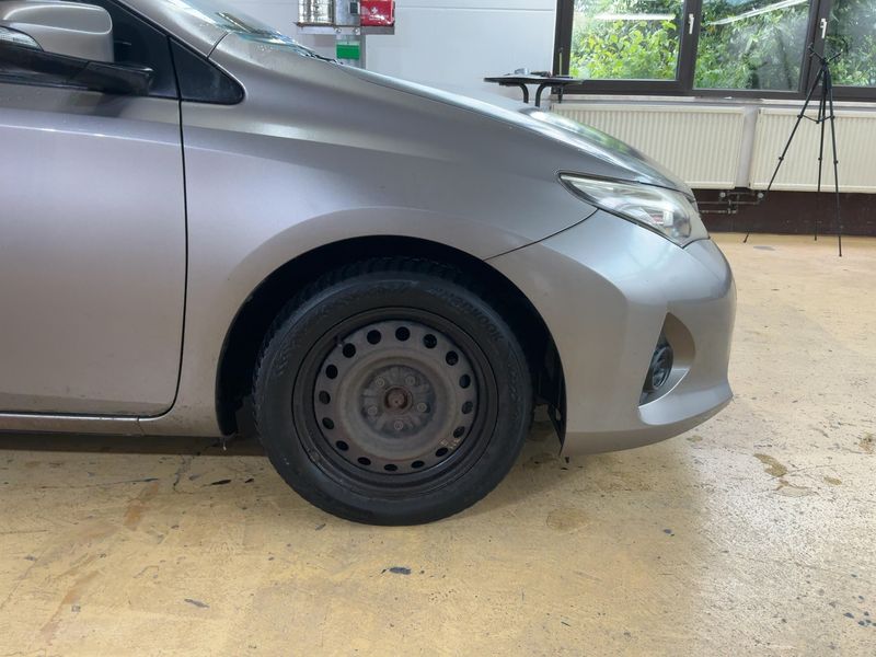 Toyota Auris 1.4 Turbodiesel Cool 2014 – снимка 11