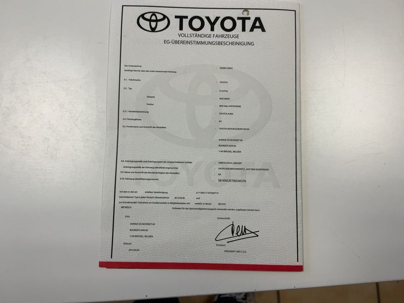 Toyota Auris 1.4 Turbodiesel Cool — zdjęcie 16