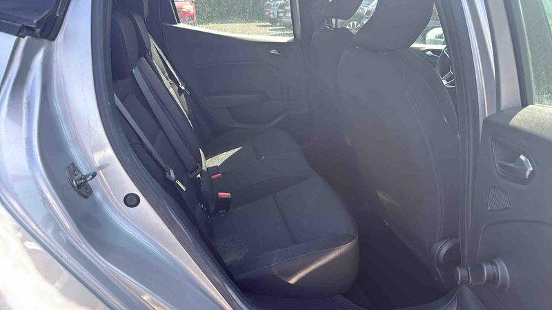 Renault Clio 1.0 TCe Equilibre — zdjęcie 12