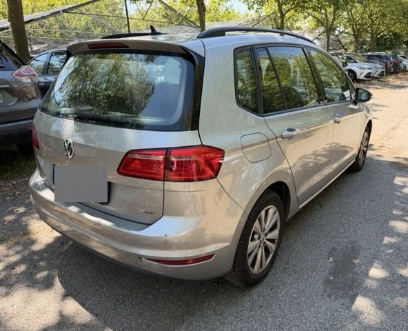 Volkswagen Golf VII Sportsvan 1.6 TDI Business BlueMotion Tech — zdjęcie 5