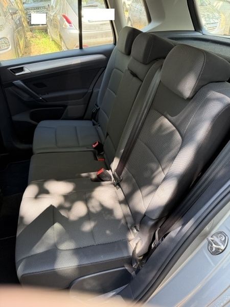 Volkswagen Golf VII Sportsvan 1.6 TDI Business BlueMotion Tech — zdjęcie 13