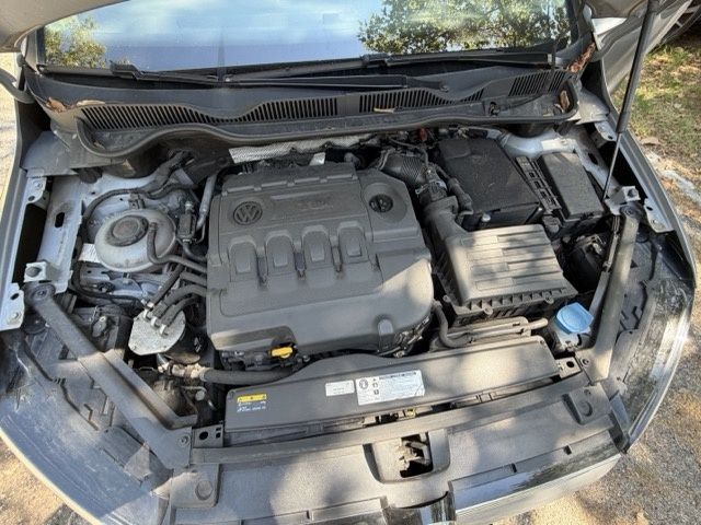 Volkswagen Golf VII Sportsvan 1.6 TDI Business BlueMotion Tech — zdjęcie 8