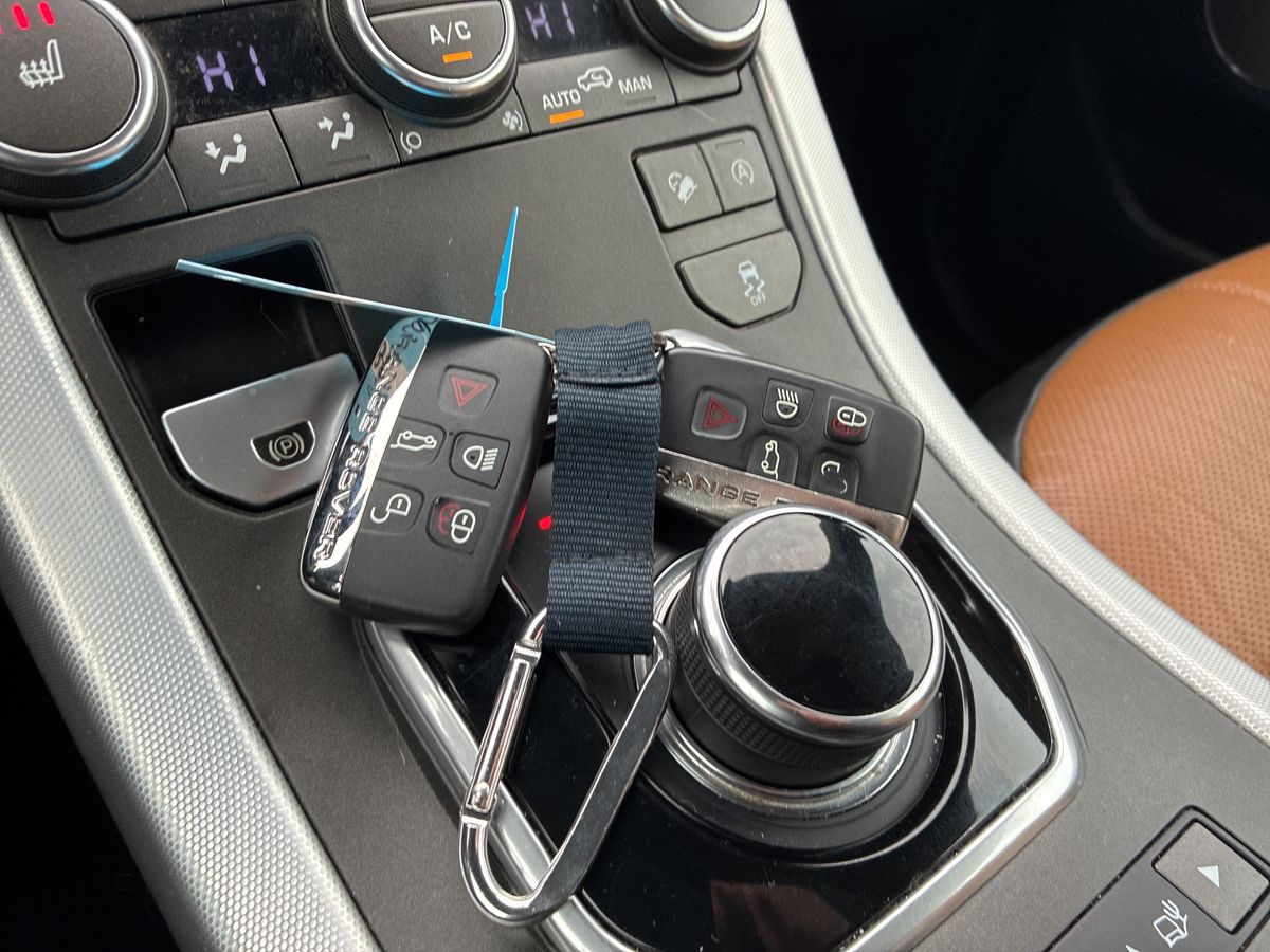 Land Rover 2017 — photo 23