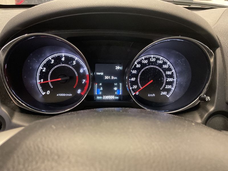 Mitsubishi ASX 1.6 Basis 2WD — zdjęcie 13