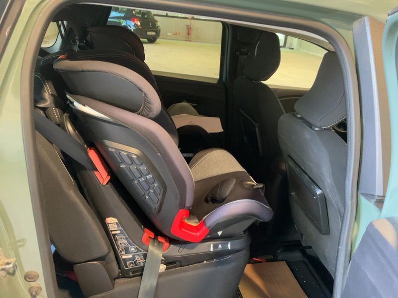 Dacia Jogger 1.0 TCe LPG Extreme Up — zdjęcie 14