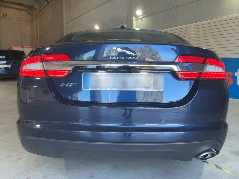 Jaguar XF 2.2 D — zdjęcie 5