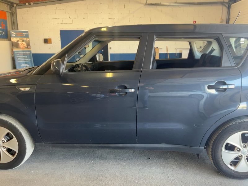 Kia Soul 1.6 CRDi M — zdjęcie 4
