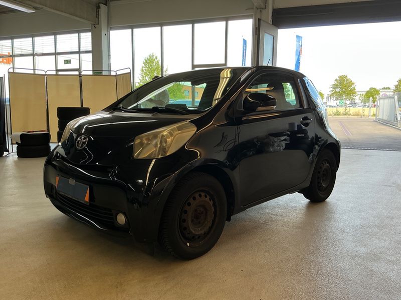 Toyota iQ 1.0 VVT-i
