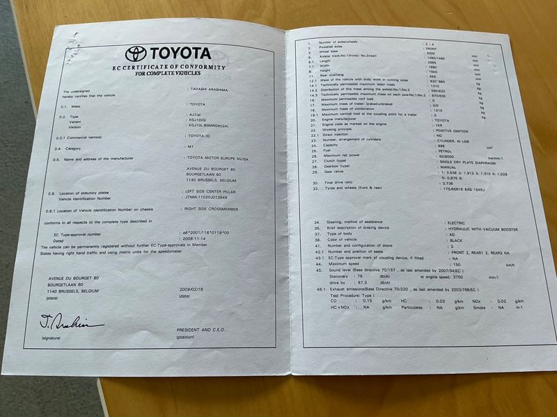 Toyota iQ 1.0 VVT-i — zdjęcie 6