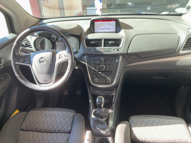 Opel Mokka 1.4 Turbo Edition ecoFlex — zdjęcie 12