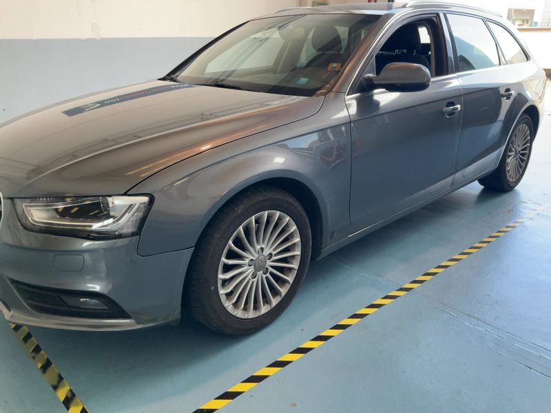 Audi A4 2.0 TDI quattro Advanced — zdjęcie 2