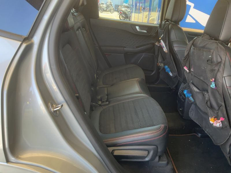 Ford Kuga 2.5 Plug-in Hybrid ST-Line X 2021 – снимка 19