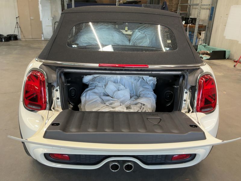 MINI Cabrio Cooper S 2020 – снимка 16