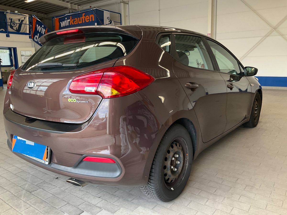Kia cee'd 1.6 CRDi Edition 7