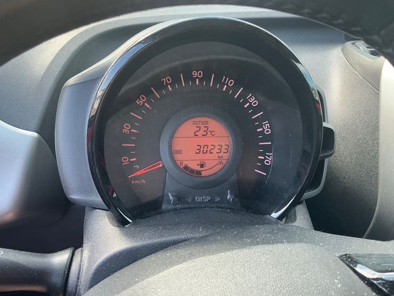Peugeot 108 1.0 VTi Active — zdjęcie 13