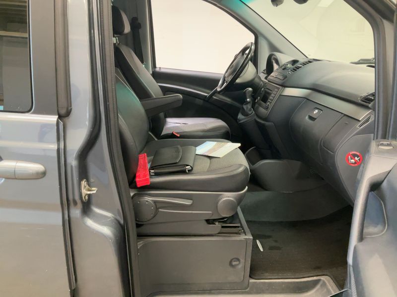 Mercedes-Benz Viano 3.0 CDI lang BlueEfficiency Trend Edition — zdjęcie 11