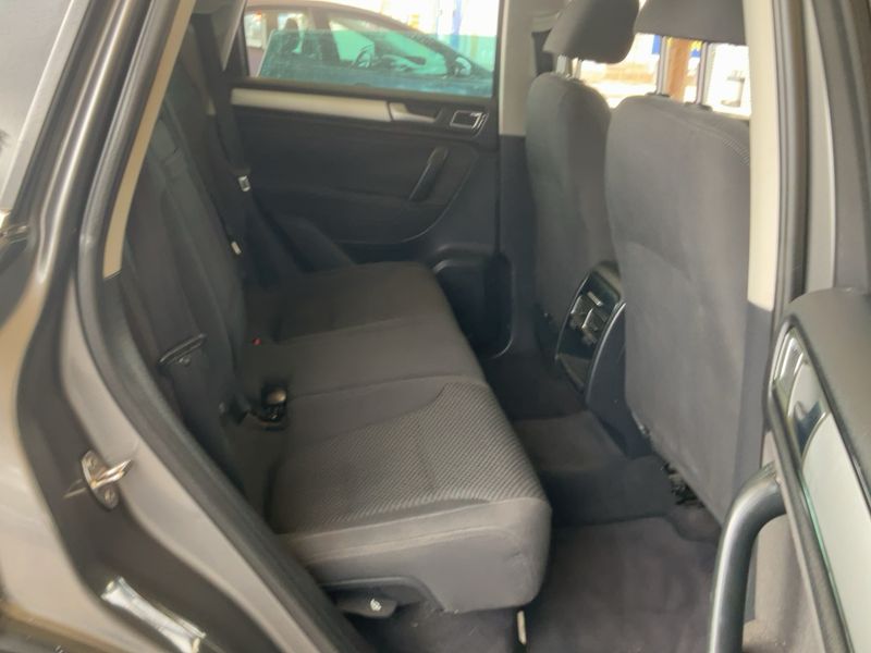 Volkswagen Touareg 3.0 V6 TDI BlueMotion Tech — zdjęcie 14