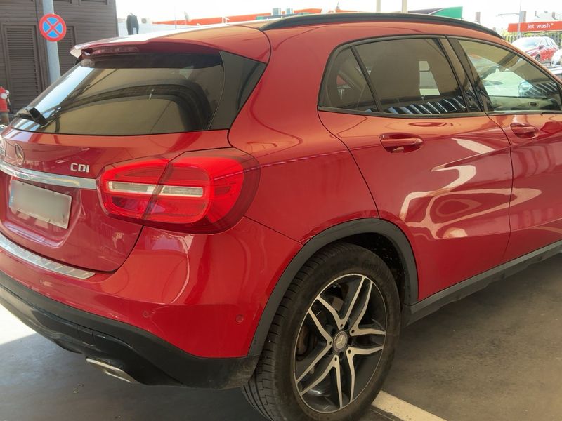 Mercedes-Benz GLA-Klasse GLA 200 d Urban — zdjęcie 6