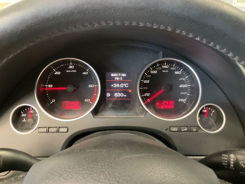 Seat Exeo 2.0 TDI Sport — zdjęcie 13