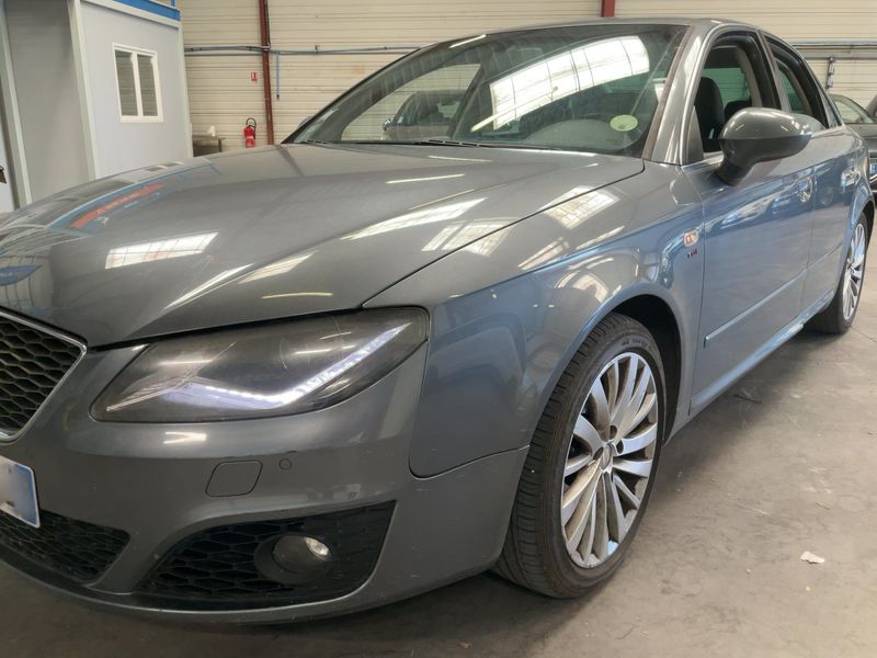 Seat Exeo 2.0 TDI Sport — zdjęcie 2