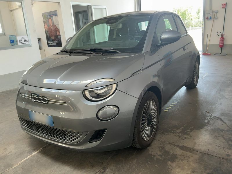 2023 Fiat 500e