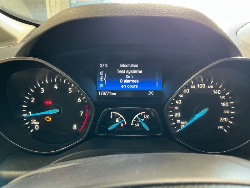 Ford C-Max 1.0 EcoBoost Titanium 2017 – снимка 18
