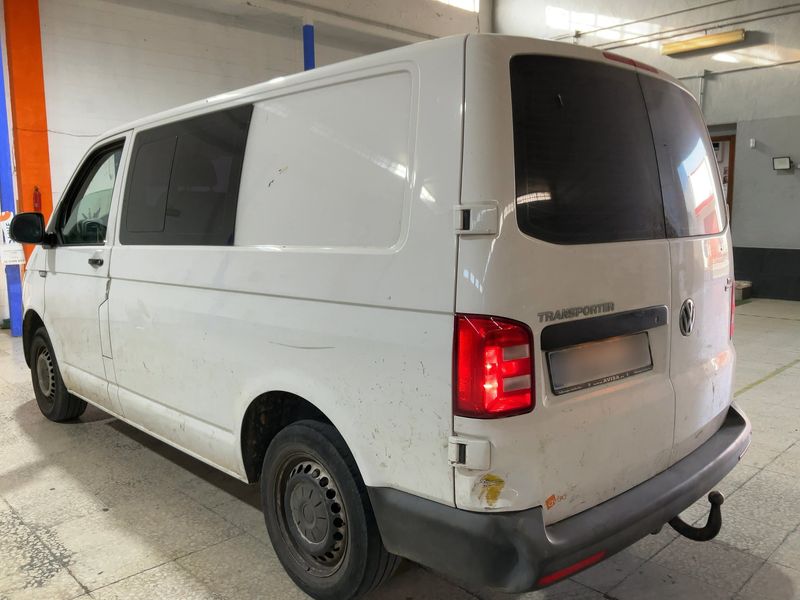 Volkswagen T6 Kombi 2.0 TDI — zdjęcie 3