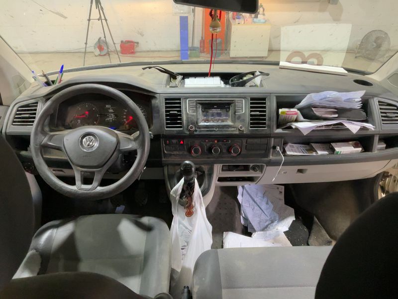 Volkswagen T6 Kombi 2.0 TDI — zdjęcie 12