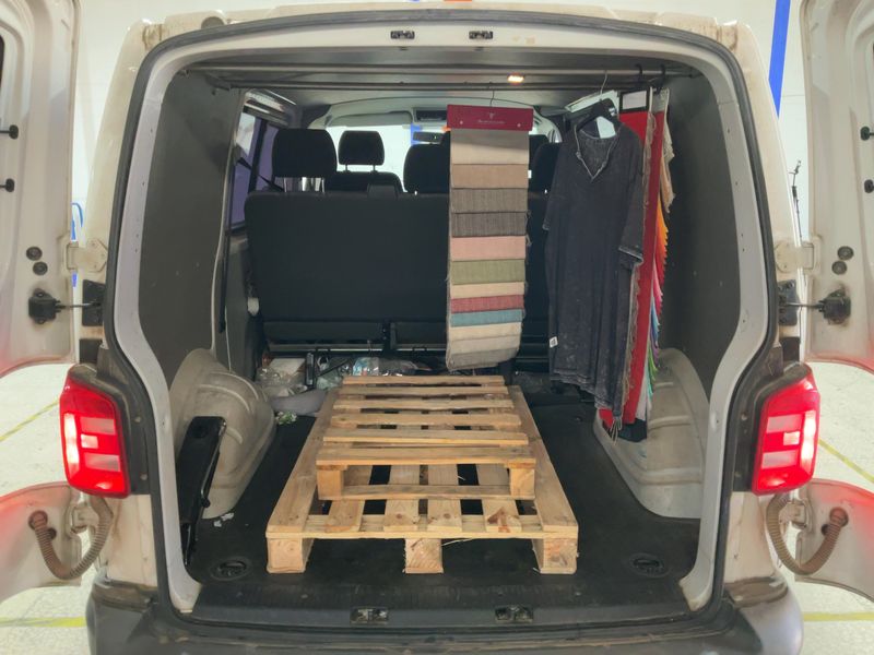 Volkswagen T6 Kombi 2.0 TDI — zdjęcie 10