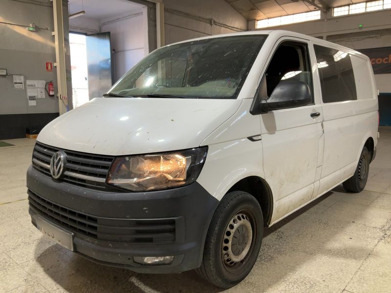 Volkswagen T6 Kombi 2.0 TDI — zdjęcie 1