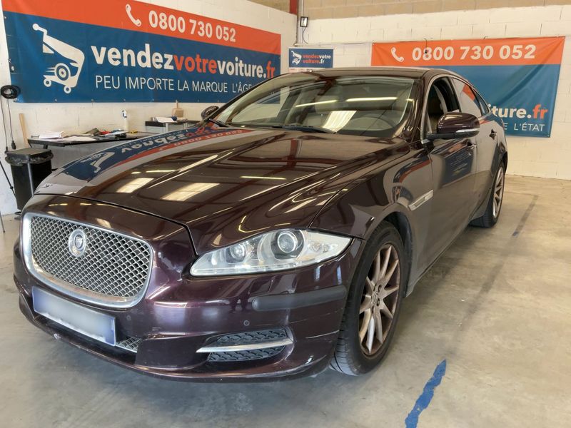 Jaguar XJ