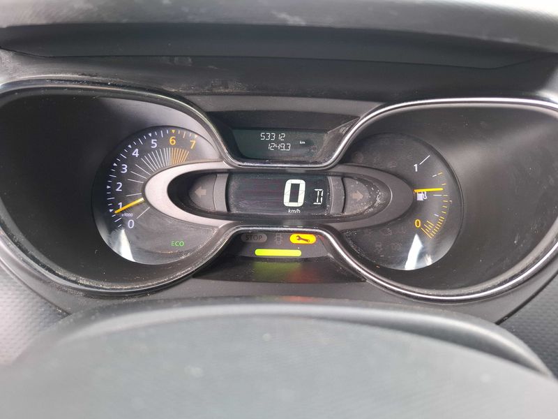 Renault Captur 1.2 TCe Energy Intens — zdjęcie 12