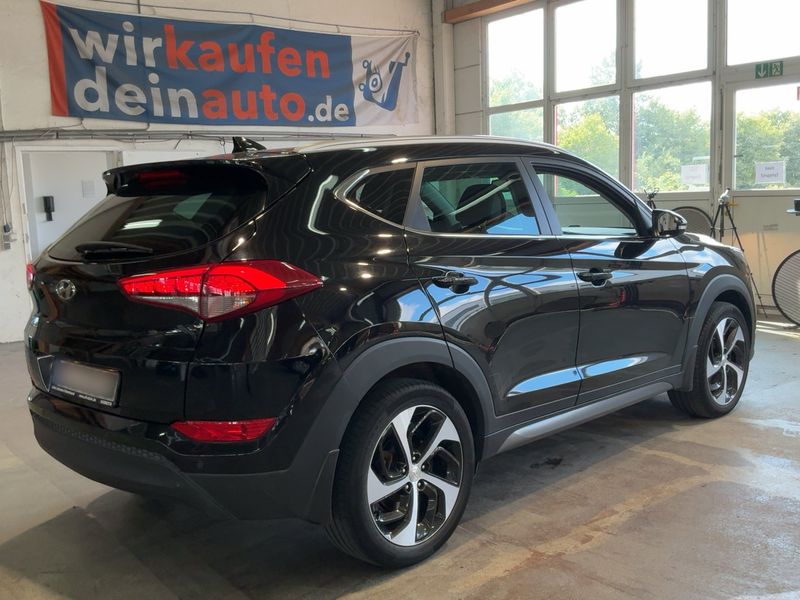 Hyundai Tucson 1.7 CRDi Classic blue 2WD — zdjęcie 6
