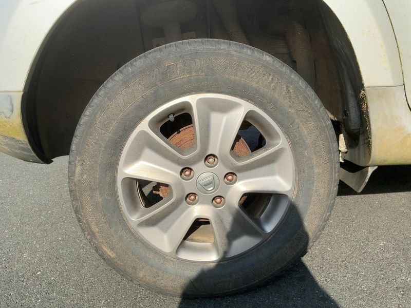 Dacia Duster 1.5 dCi Prestige 4x4 2014 – снимка 9