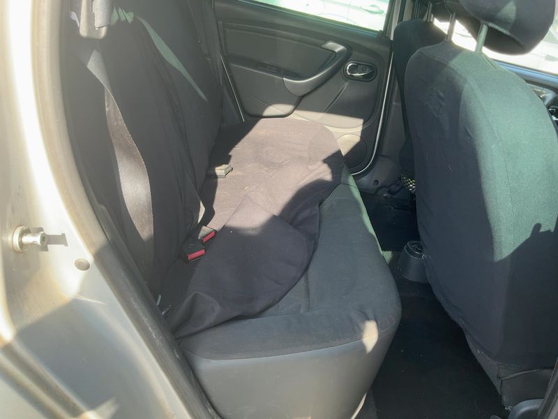Dacia Duster 1.5 dCi Prestige 4x4 2014 – снимка 19