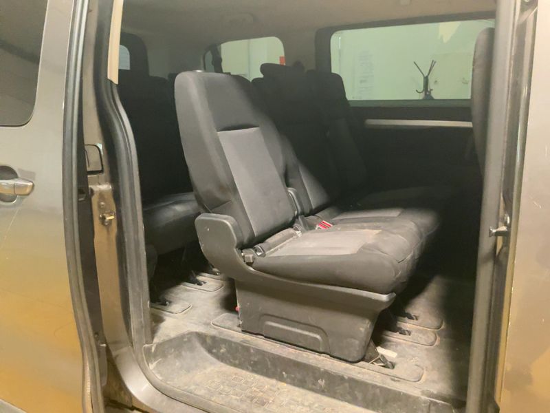 Peugeot Traveller 1.5 Blue-HDi Business L2 — zdjęcie 14