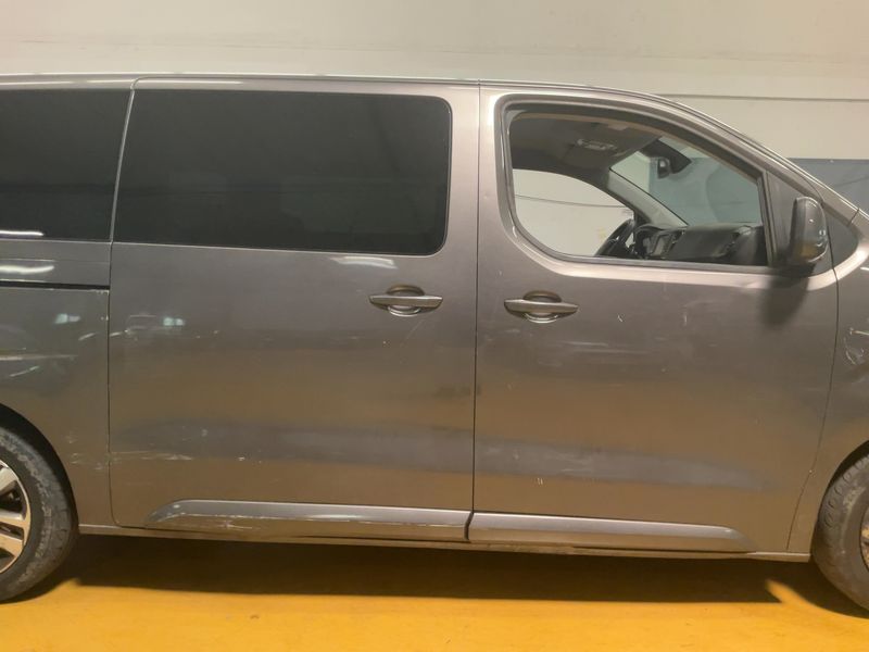 Peugeot Traveller 1.5 Blue-HDi Business L2 — zdjęcie 7