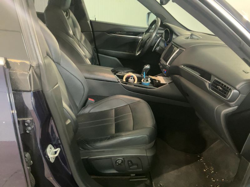 Maserati Levante 3.0 V6 Diesel GranSport — zdjęcie 11