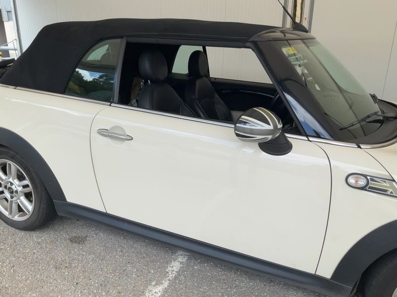 MINI Cabrio Cooper — zdjęcie 7